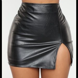 NWT Flame in Your Heart leather mini skirt